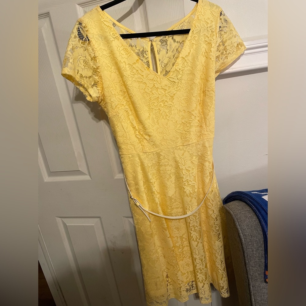 Danny & Nicole yellow lace dress sz 12